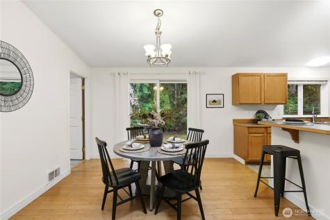 24382 Catamount Lane NW Poulsbo WA 98370