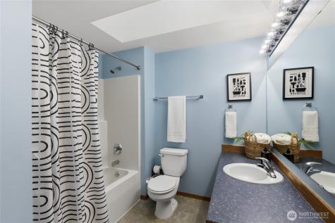 24382 Catamount Lane NW Poulsbo WA 98370