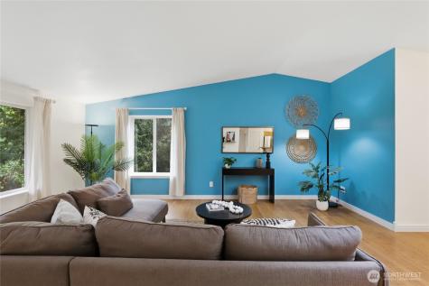 24382 Catamount Lane NW Poulsbo WA 98370