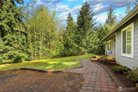 24382 Catamount Lane NW Poulsbo WA 98370