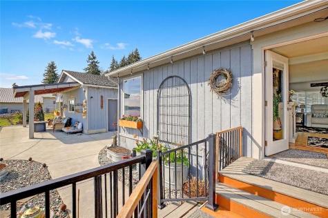 597 Waterline Loop Camano Island WA 98282