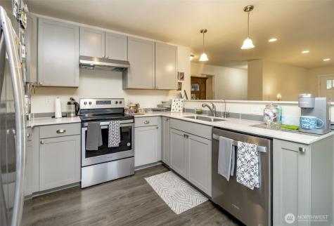 361 10th Avenue N Algona WA 98001