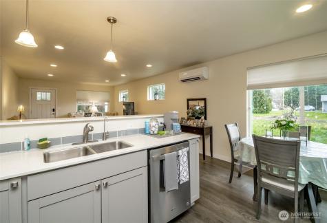 361 10th Avenue N Algona WA 98001