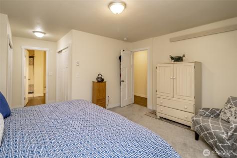 361 10th Avenue N Algona WA 98001