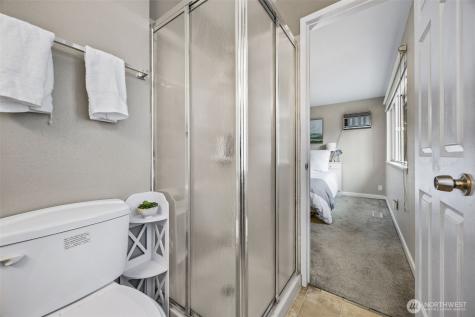 5015 123rd Avenue SE Bellevue WA 98006