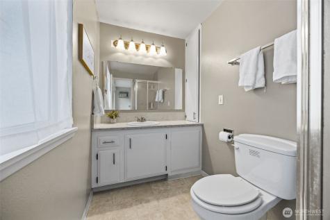 5015 123rd Avenue SE Bellevue WA 98006