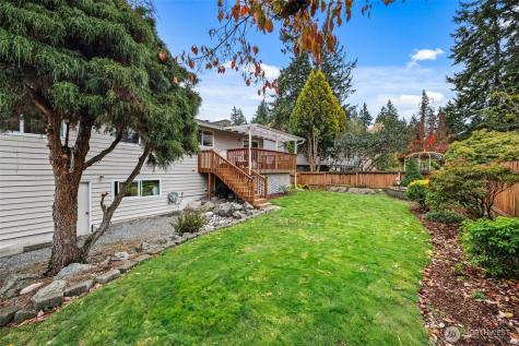 5015 123rd Avenue SE Bellevue WA 98006