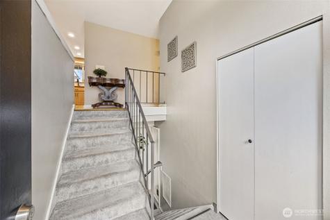 5015 123rd Avenue SE Bellevue WA 98006