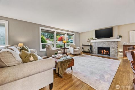 5015 123rd Avenue SE Bellevue WA 98006