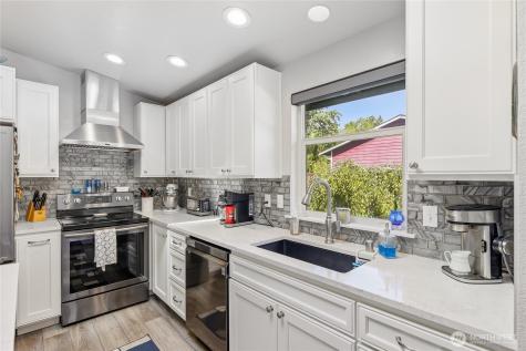 8925 19th Place SE Lake Stevens WA 98258