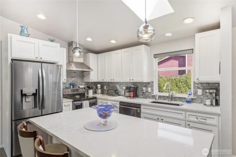 8925 19th Place SE Lake Stevens WA 98258