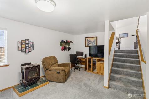 8925 19th Place SE Lake Stevens WA 98258
