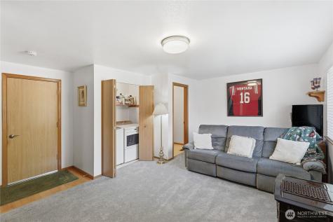 8925 19th Place SE Lake Stevens WA 98258