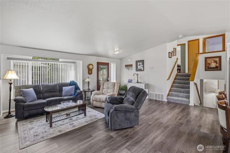8925 19th Place SE Lake Stevens WA 98258