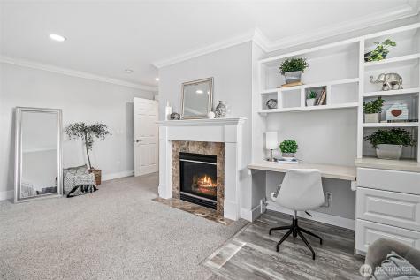 8205 172nd Avenue E Sumner WA 98390