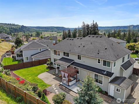 8205 172nd Avenue E Sumner WA 98390