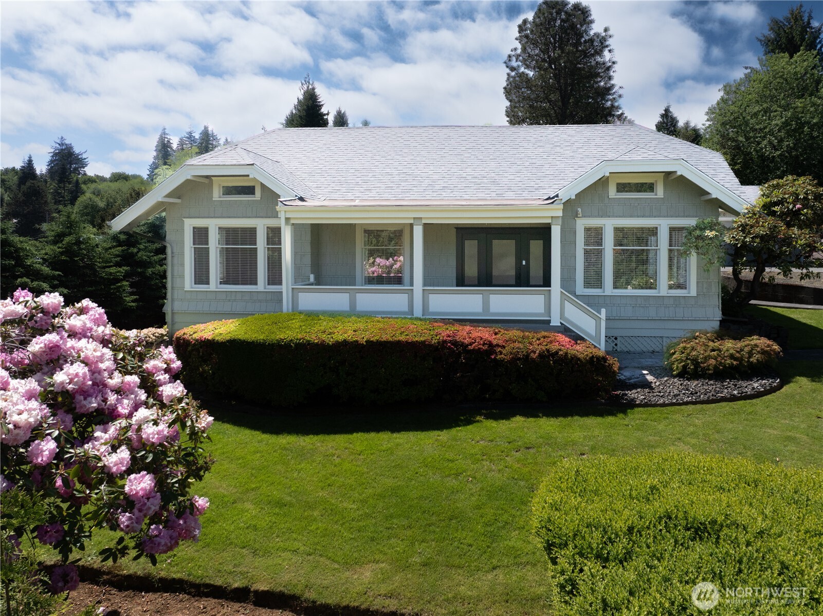 550 Ballentine Street Raymond WA 98577