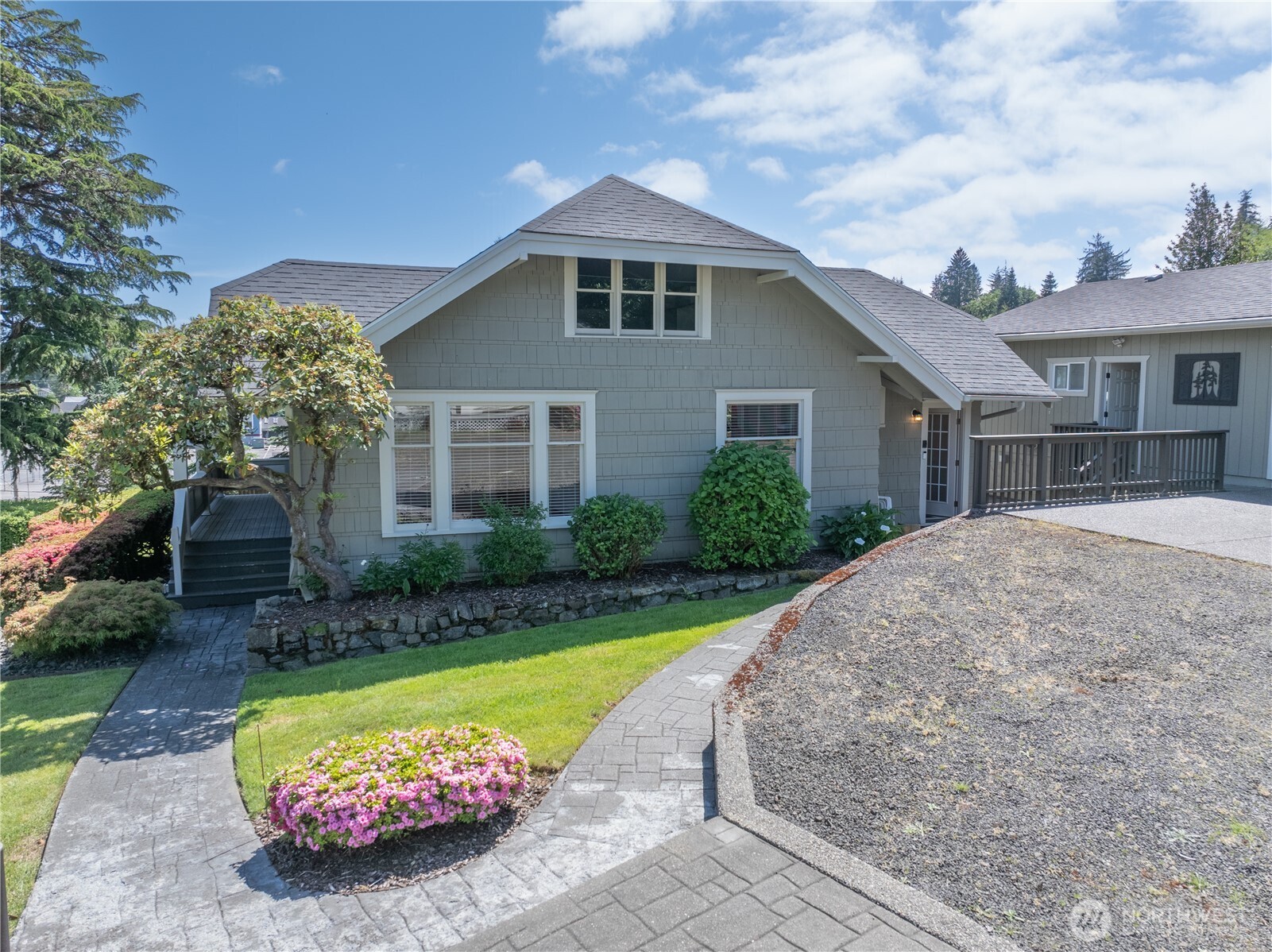 550 Ballentine Street Raymond WA 98577