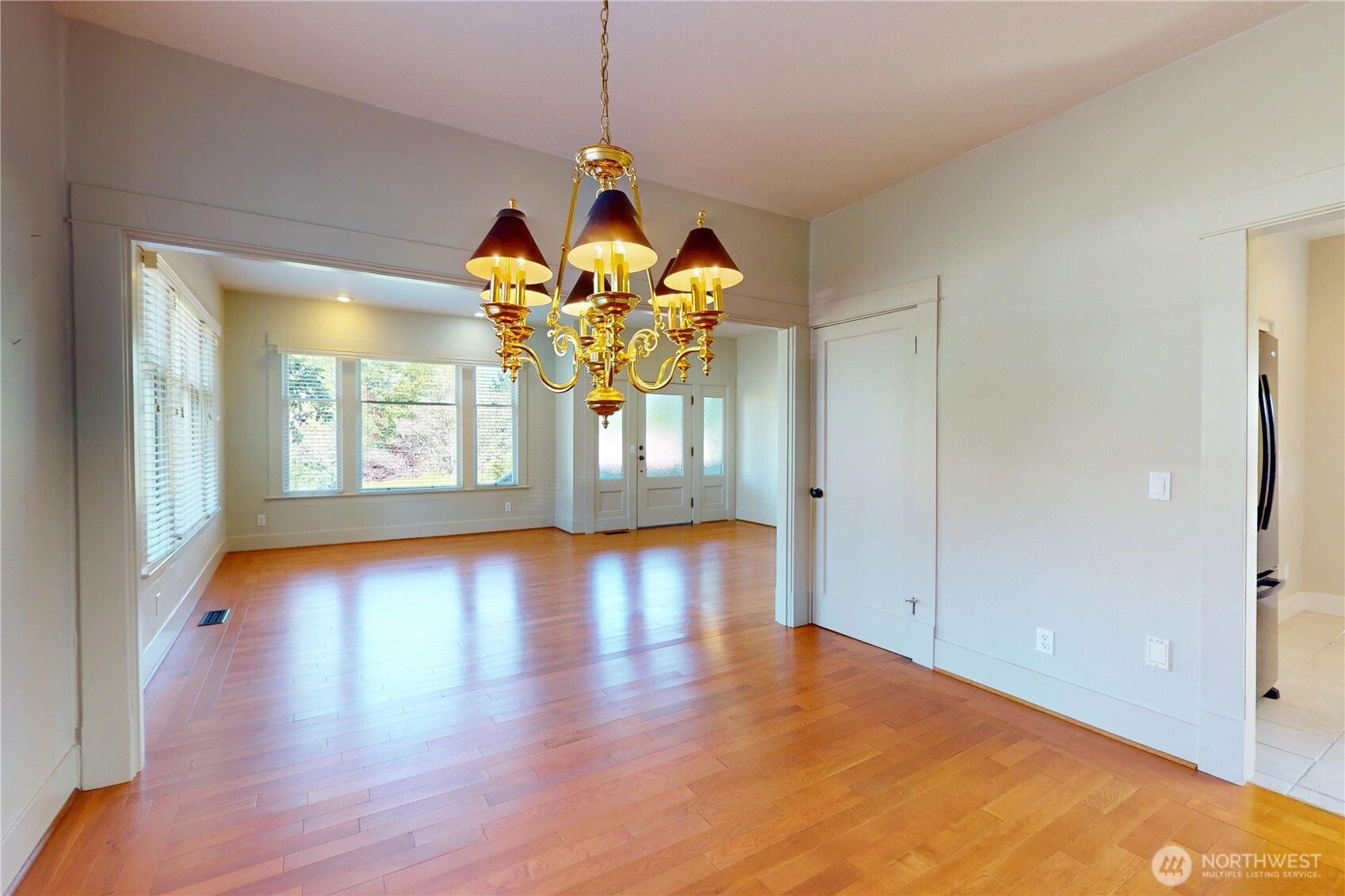 550 Ballentine Street Raymond WA 98577