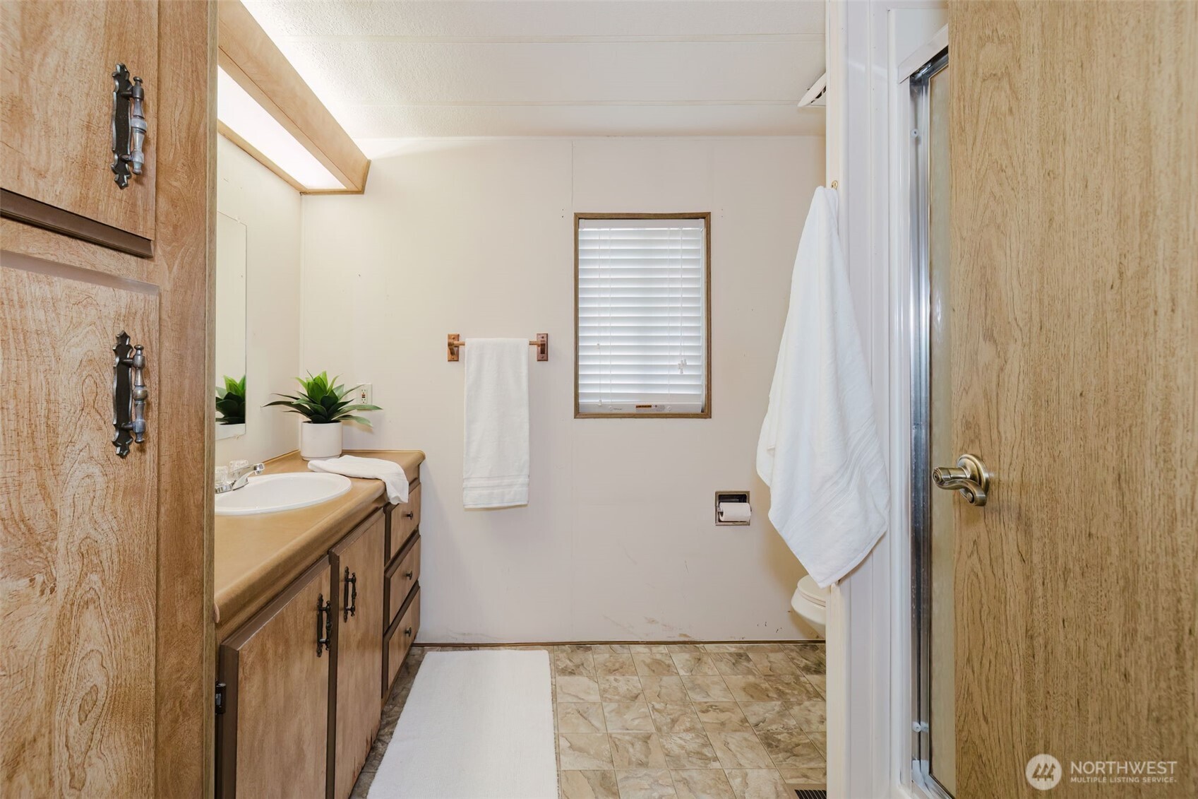 16300 State Highway 305 NE Poulsbo WA 98370