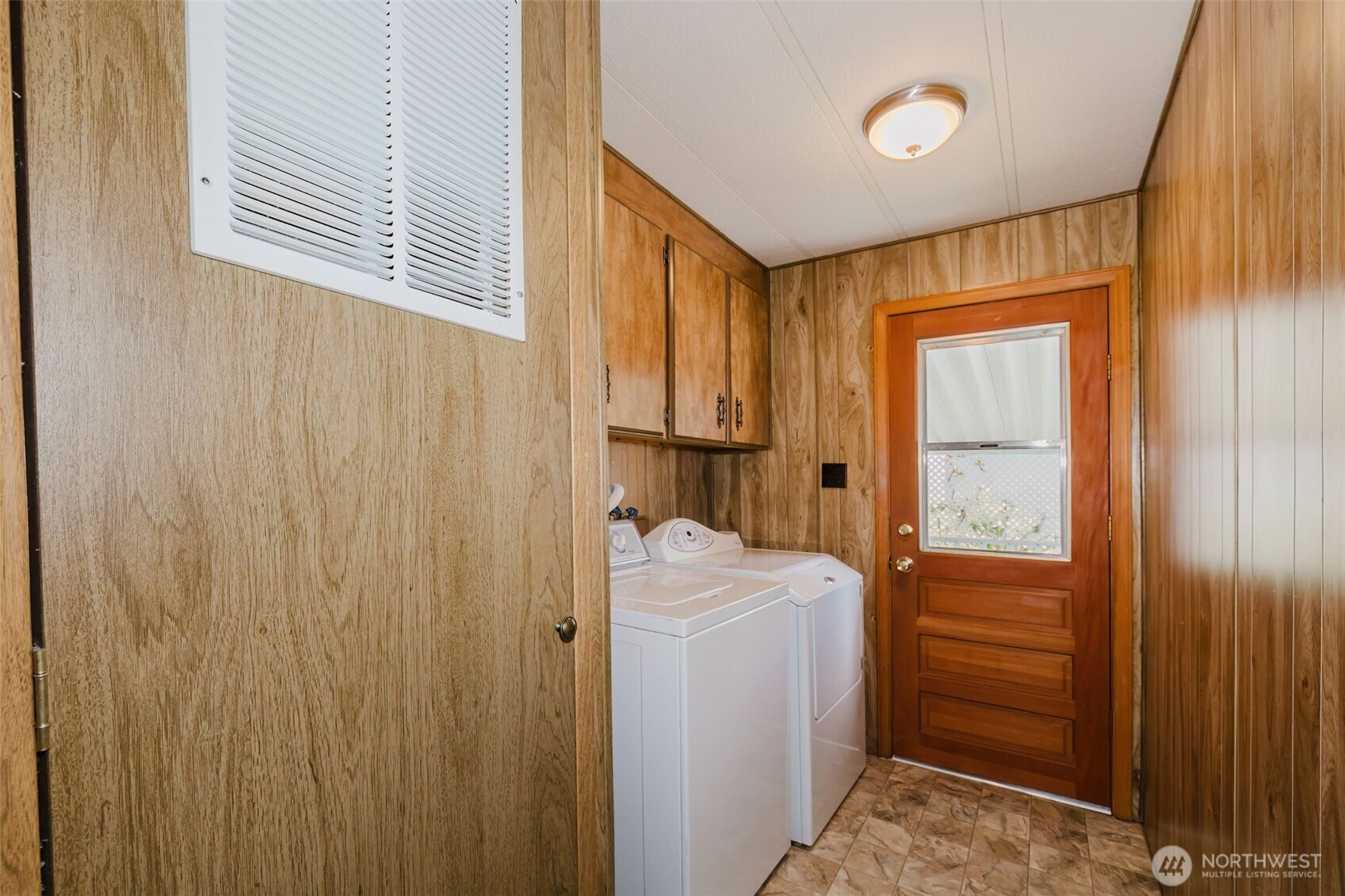 16300 State Highway 305 NE Poulsbo WA 98370