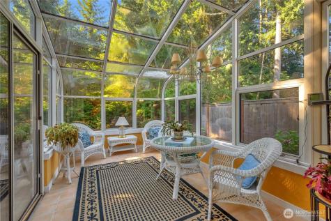 12724 37th Avenue SE Everett WA 98208