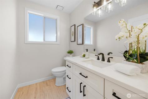 12724 37th Avenue SE Everett WA 98208