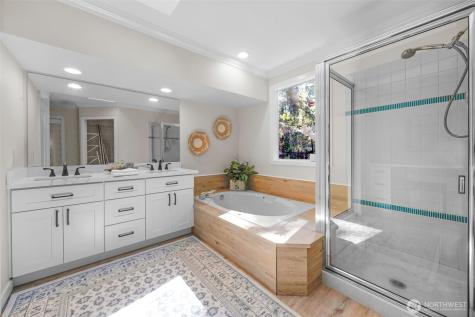 12724 37th Avenue SE Everett WA 98208