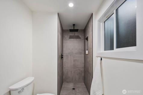 21507 SE 248th Street Maple Valley WA 98038