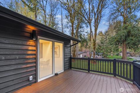 21507 SE 248th Street Maple Valley WA 98038