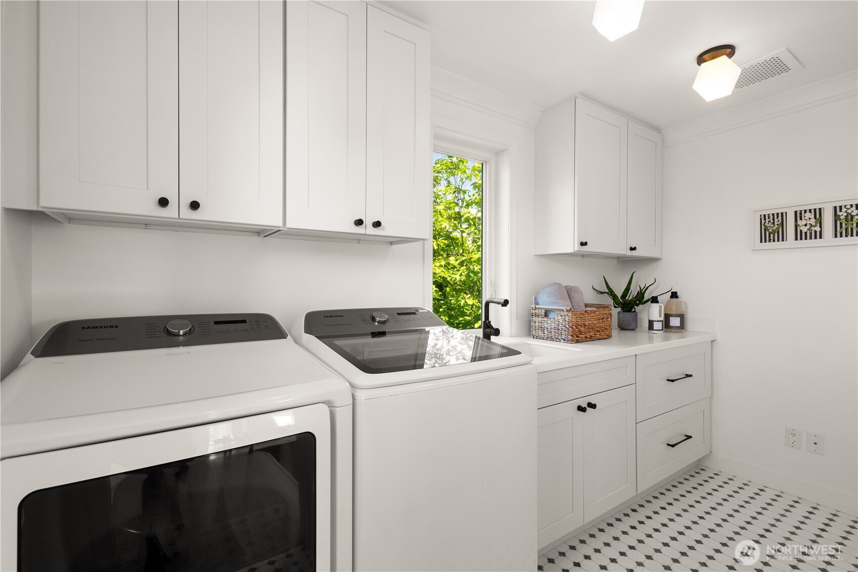 1418 Market Street Kirkland WA 98033