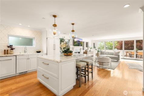 1418 Market Street Kirkland WA 98033