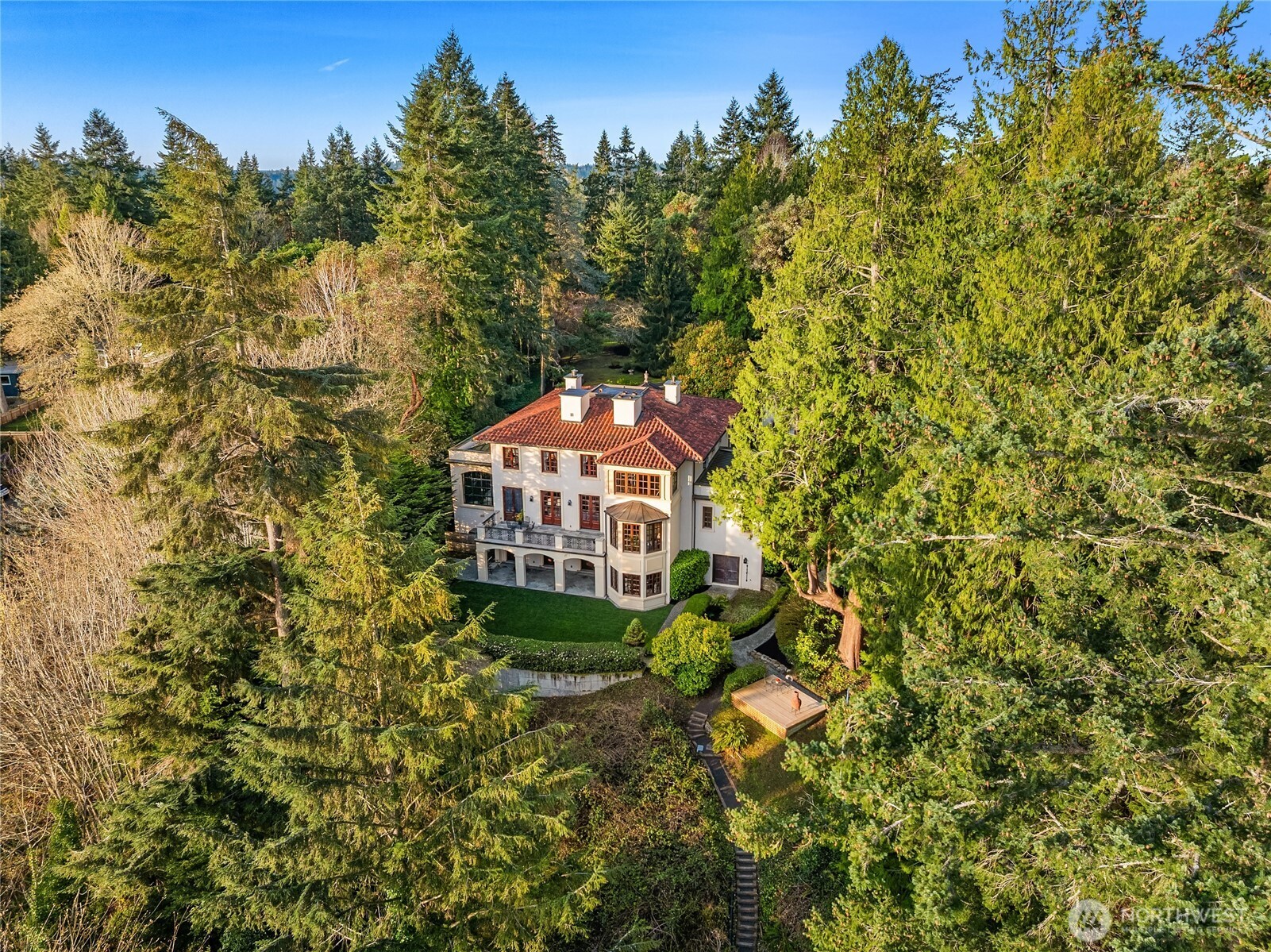 8010 Grand Avenue NE Bainbridge Island WA 98110