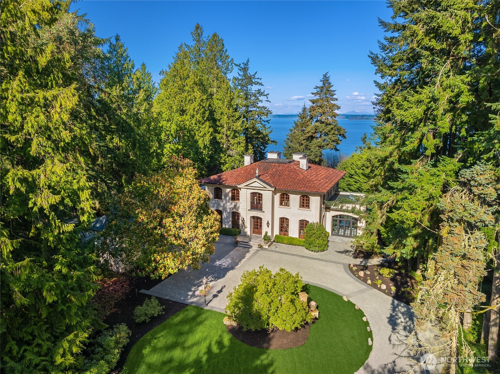 8010 Grand Avenue NE Bainbridge Island WA 98110