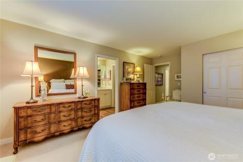 900 233rd Avenue NE Sammamish WA 98074