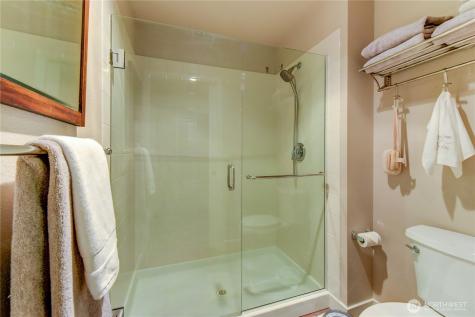 900 233rd Avenue NE Sammamish WA 98074