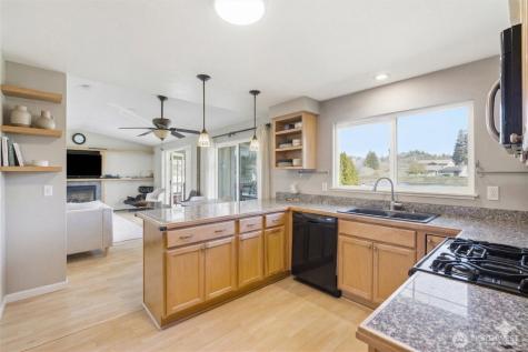 8252 Cowichan Road Blaine WA 98230