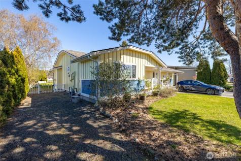 8252 Cowichan Road Blaine WA 98230