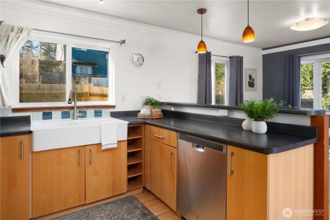 1335 13th Street Port Townsend WA 98368
