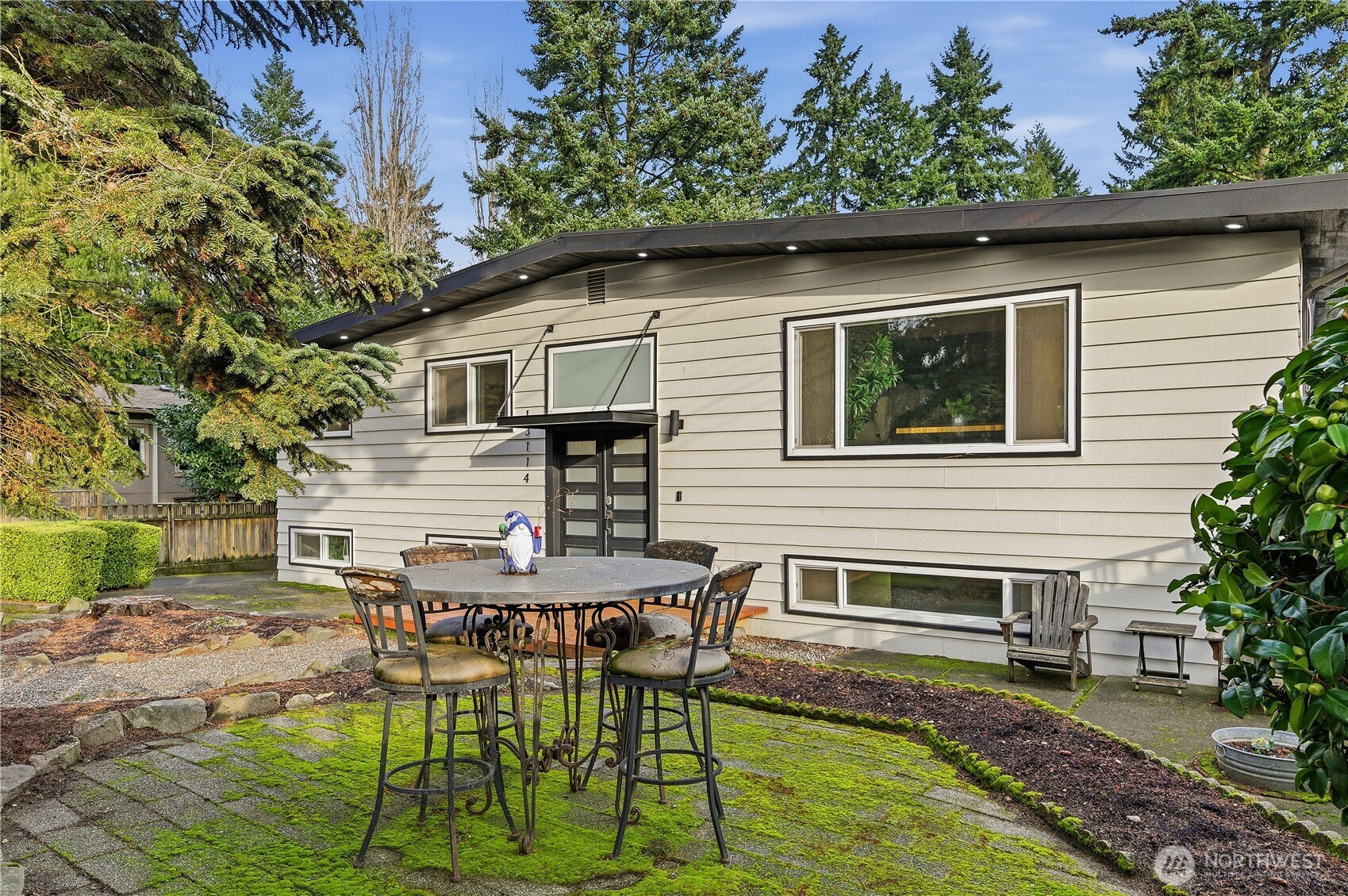 13114 14th Avenue S Burien WA 98168