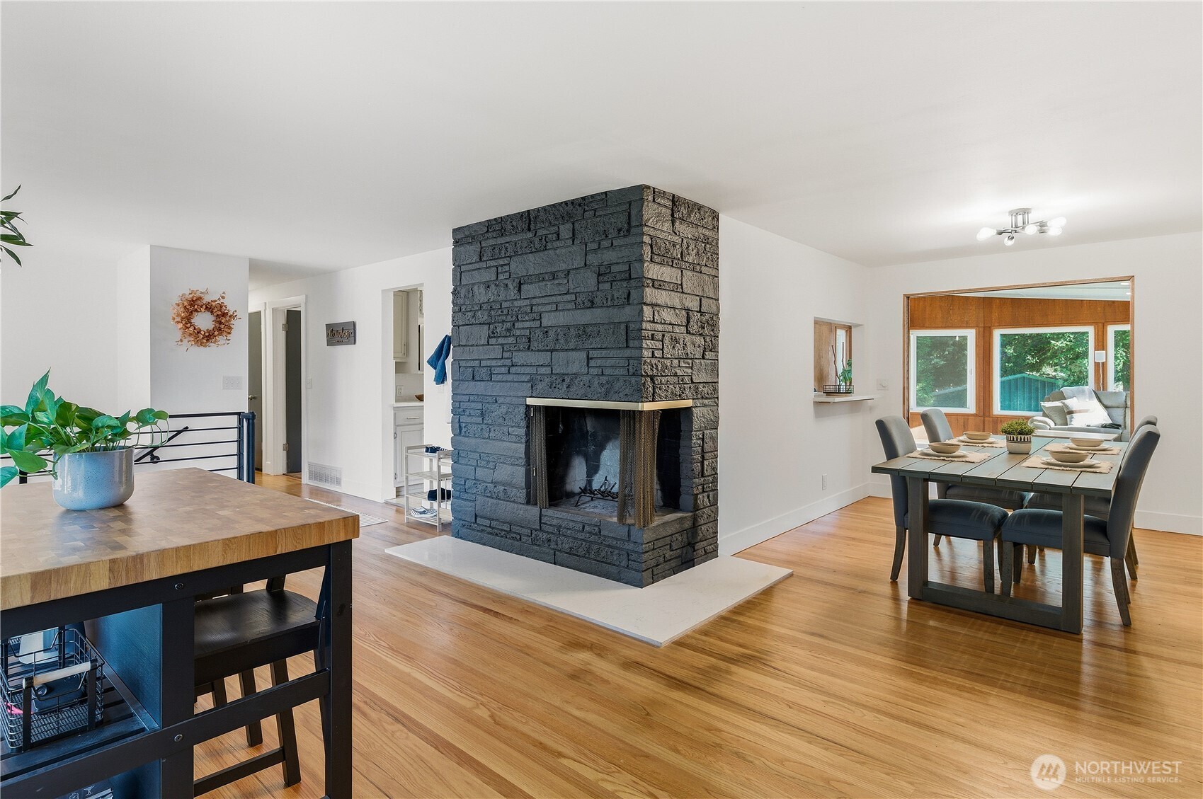 13114 14th Avenue S Burien WA 98168