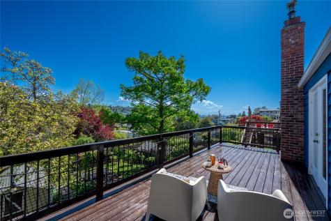 2822 23rd Avenue W Seattle WA 98199