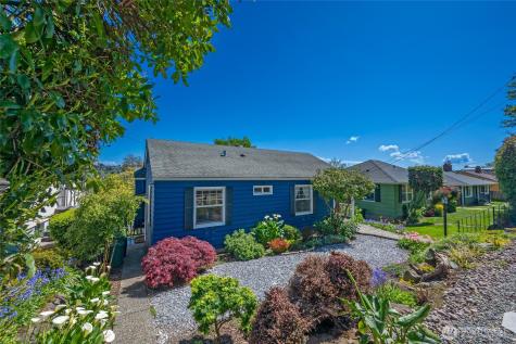 2822 23rd Avenue W Seattle WA 98199