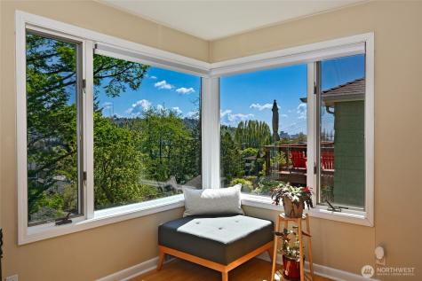 2822 23rd Avenue W Seattle WA 98199