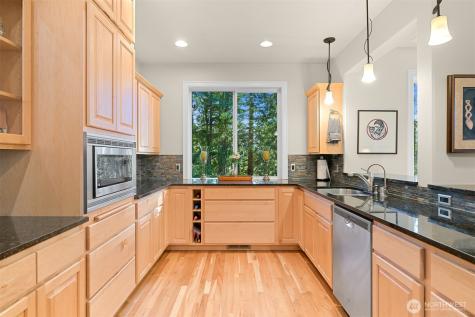 4200 Parkhurst Drive Bellingham WA 98229