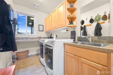 4200 Parkhurst Drive Bellingham WA 98229