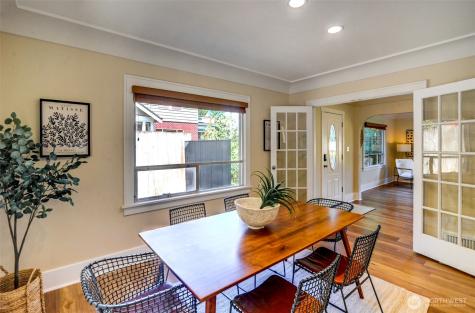 6541 20th Avenue NE Seattle WA 98115