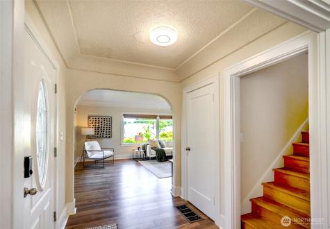 6541 20th Avenue NE Seattle WA 98115
