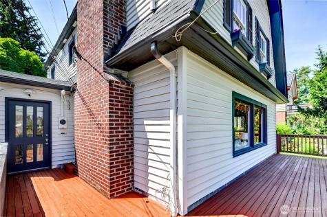 6541 20th Avenue NE Seattle WA 98115