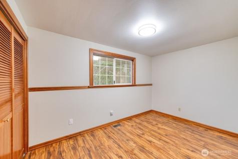 718 E Walnut Street Kent WA 98030